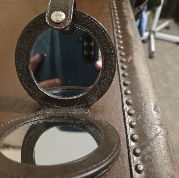 Coach Vintage Y2K Compact Mirror - Picture 4 of 10